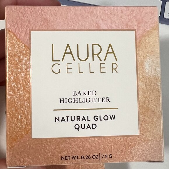 NIB Baked Highlighter - Natural Glow Quad - Picture 1 of 4